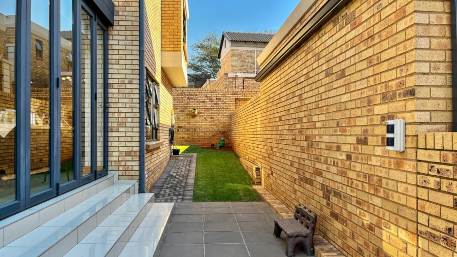 4 Bedroom Property for Sale in Meyersdal Gauteng