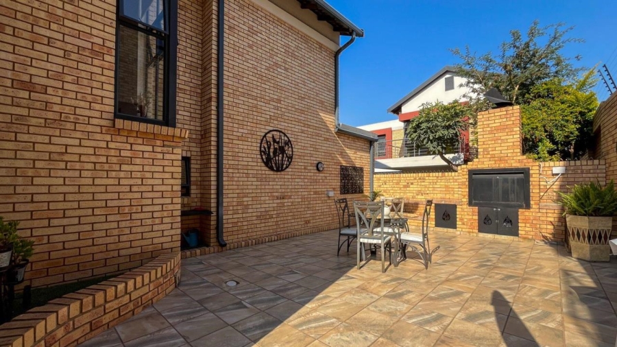 4 Bedroom Property for Sale in Meyersdal Gauteng