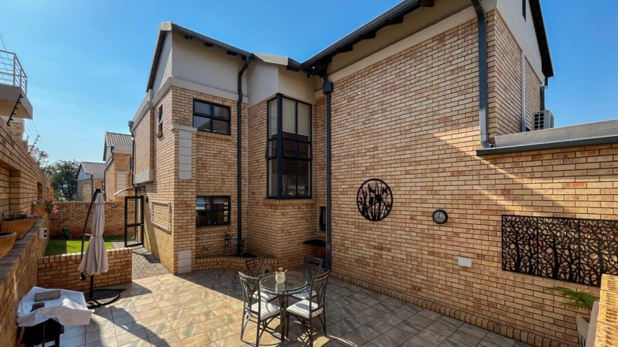 4 Bedroom Property for Sale in Meyersdal Gauteng