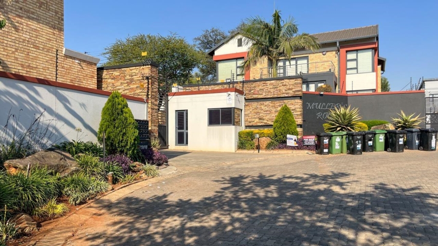 4 Bedroom Property for Sale in Meyersdal Gauteng