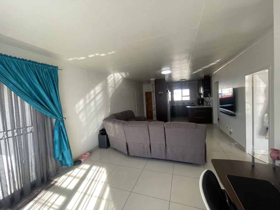 2 Bedroom Property for Sale in Parkrand Gauteng