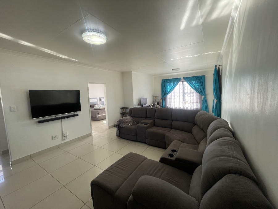 2 Bedroom Property for Sale in Parkrand Gauteng