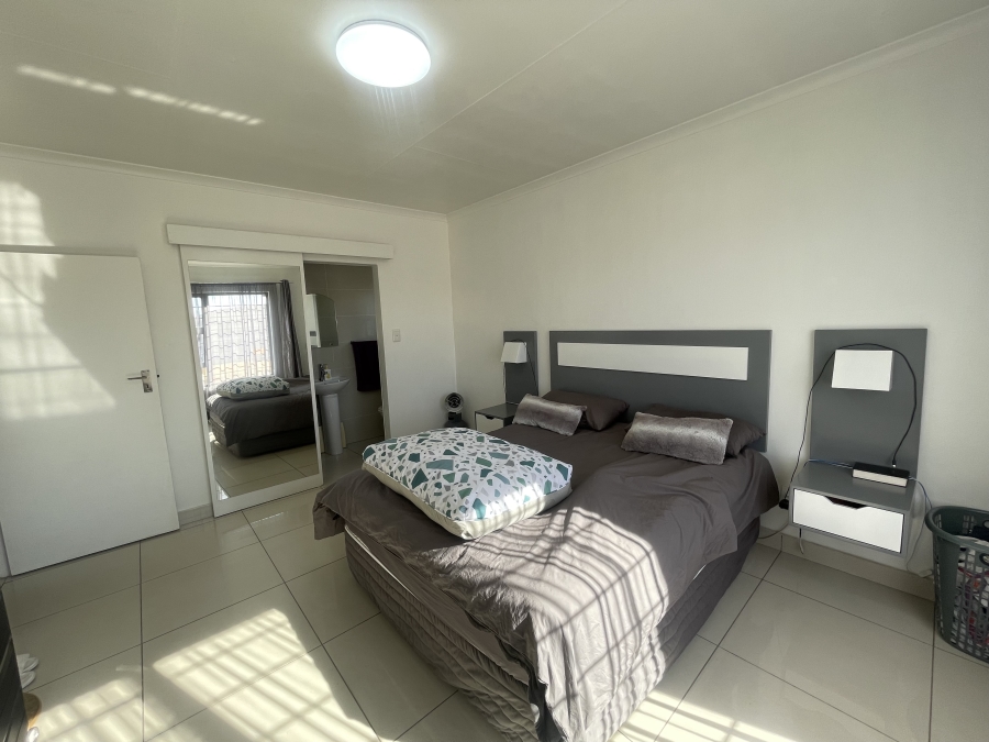2 Bedroom Property for Sale in Parkrand Gauteng