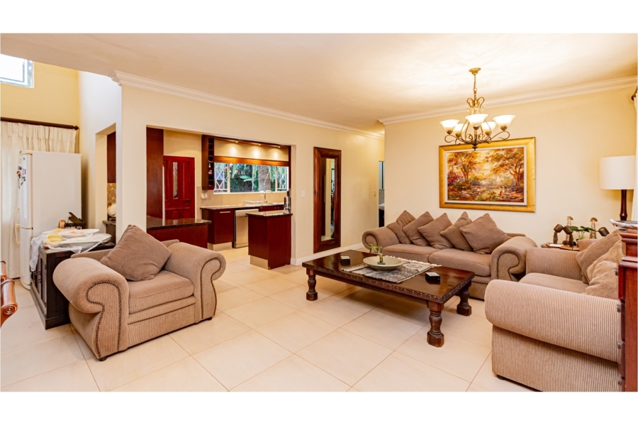 6 Bedroom Property for Sale in Sharonlea Gauteng