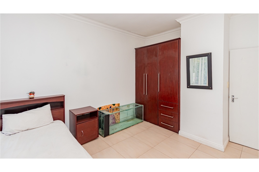 6 Bedroom Property for Sale in Sharonlea Gauteng