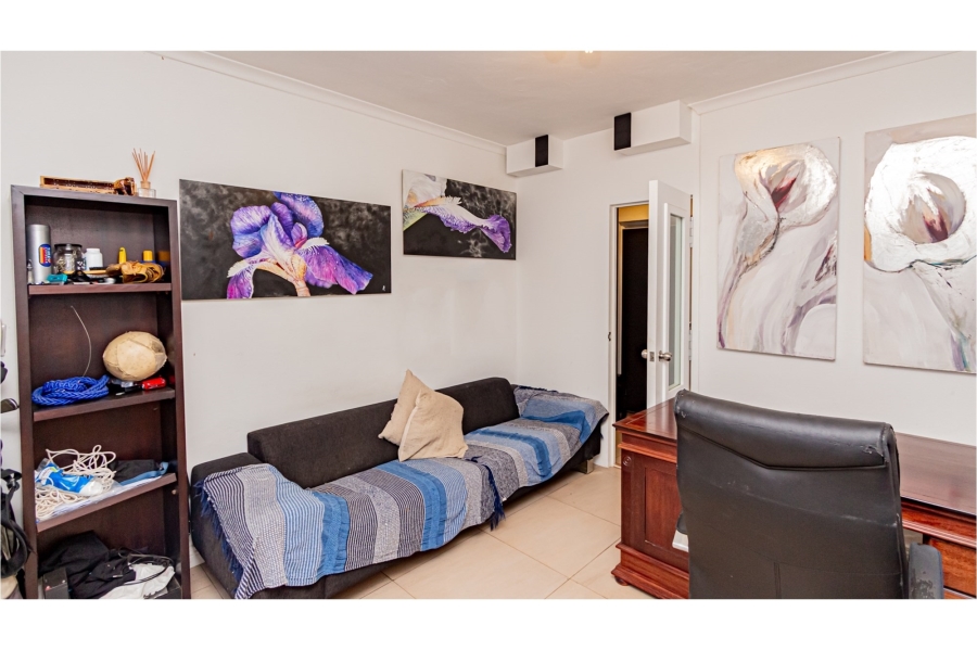 6 Bedroom Property for Sale in Sharonlea Gauteng
