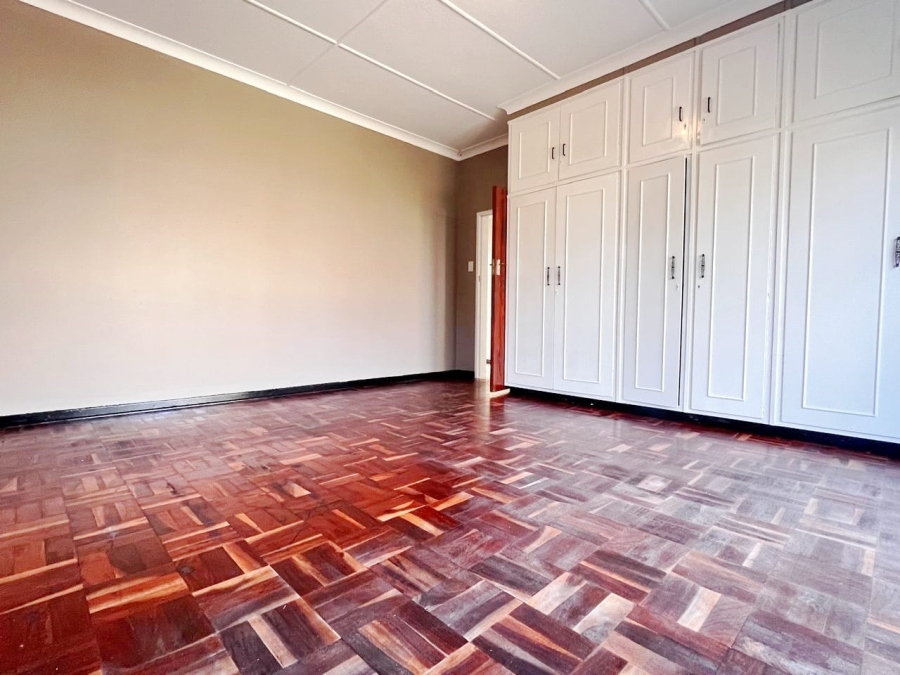 3 Bedroom Property for Sale in Farrarmere Gauteng
