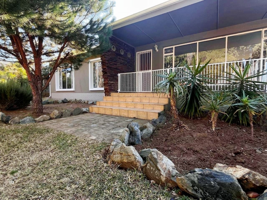 3 Bedroom Property for Sale in Farrarmere Gauteng
