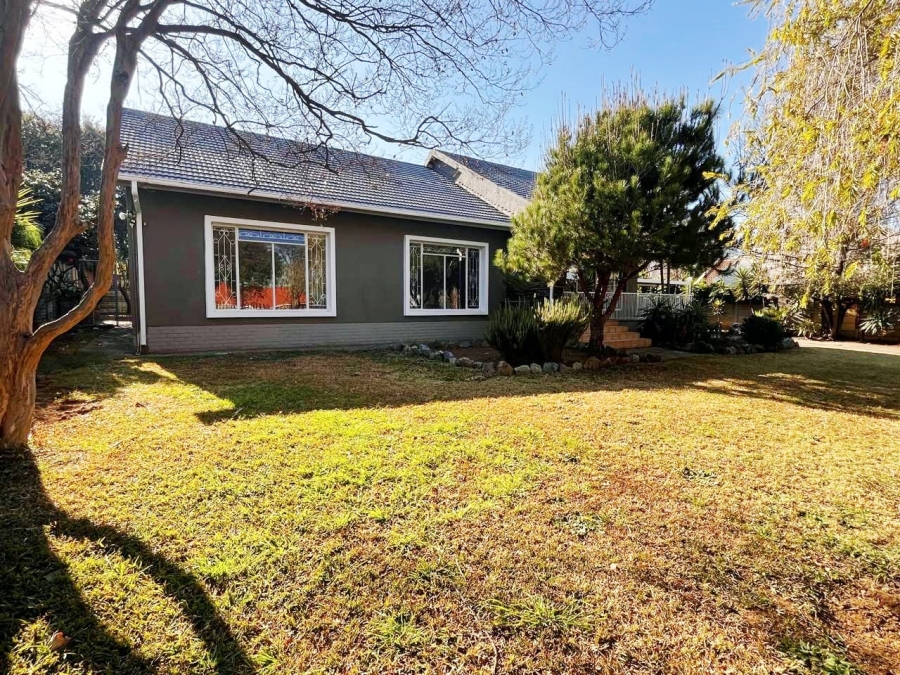 3 Bedroom Property for Sale in Farrarmere Gauteng