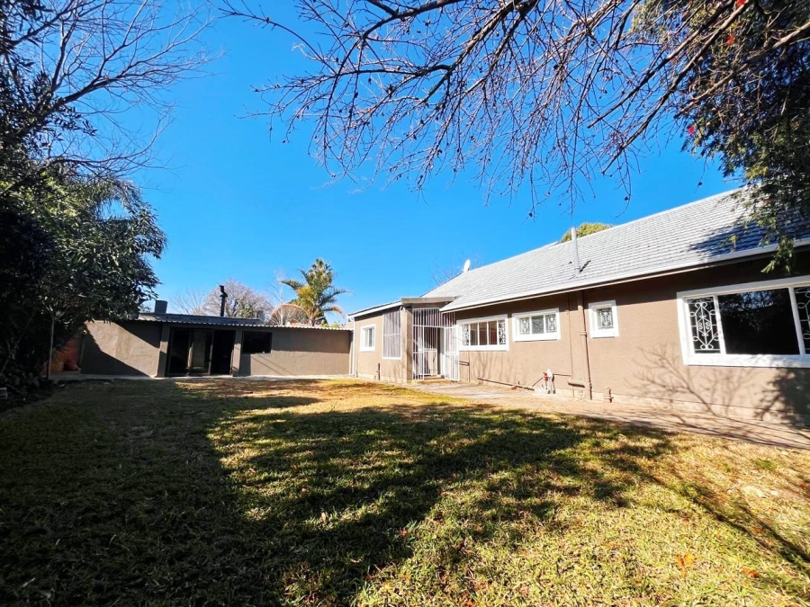 3 Bedroom Property for Sale in Farrarmere Gauteng