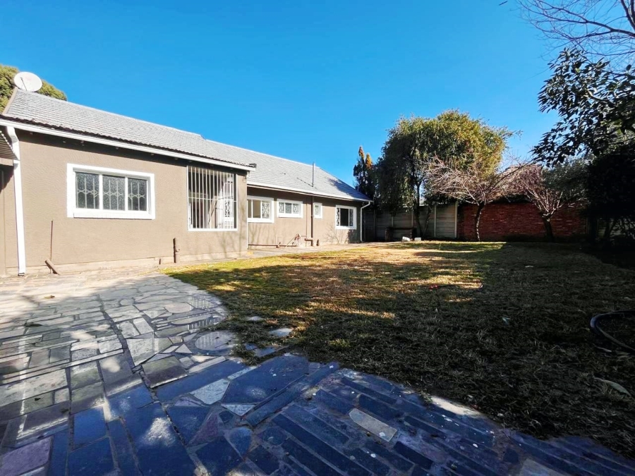 3 Bedroom Property for Sale in Farrarmere Gauteng
