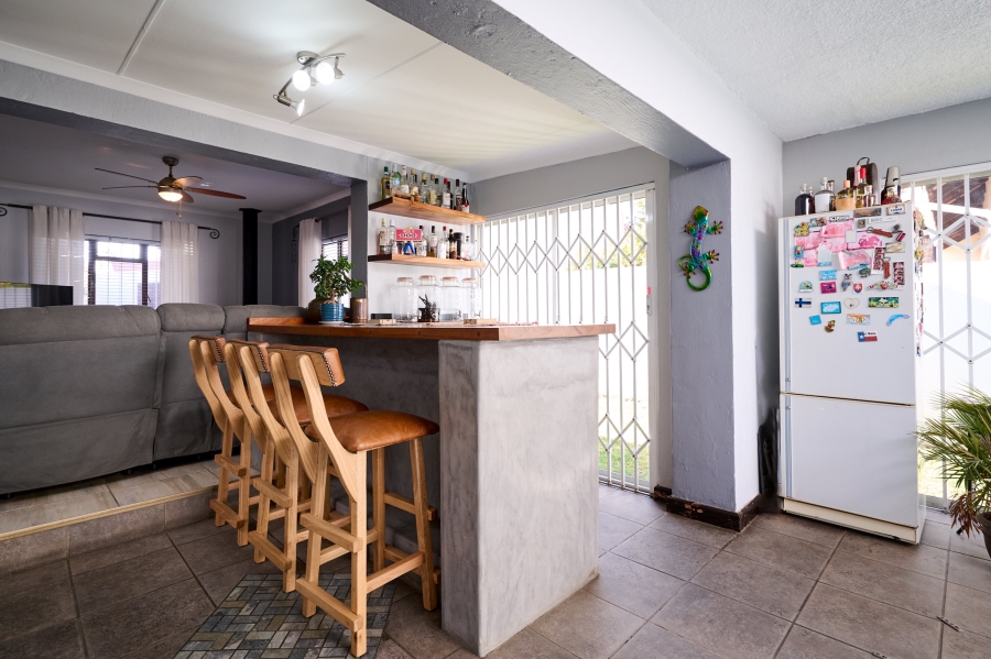 3 Bedroom Property for Sale in Halfway Gardens Gauteng