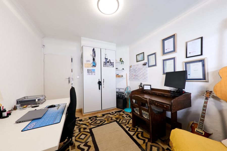 3 Bedroom Property for Sale in Halfway Gardens Gauteng