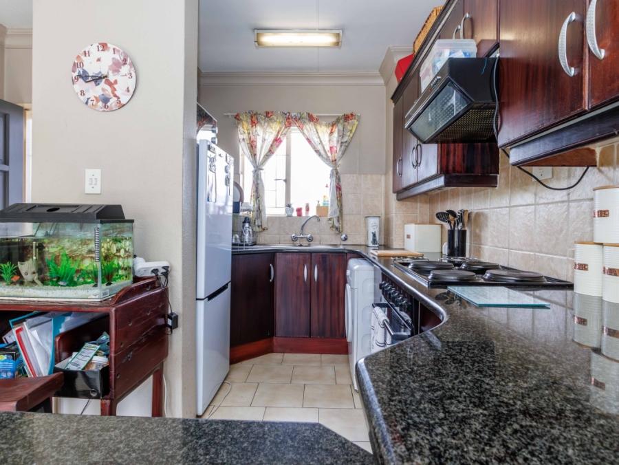 2 Bedroom Property for Sale in Eden Glen Gauteng