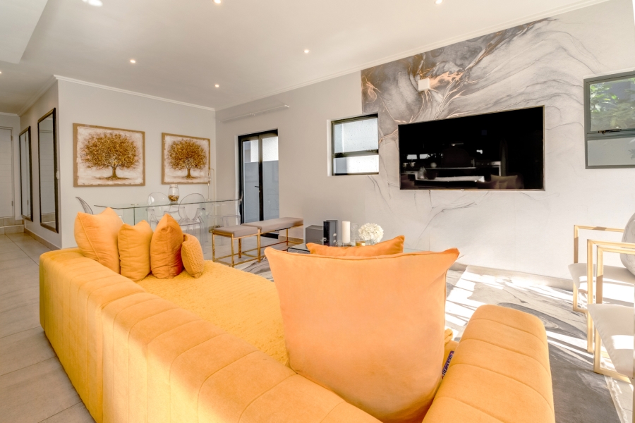 3 Bedroom Property for Sale in Hurlingham Gauteng