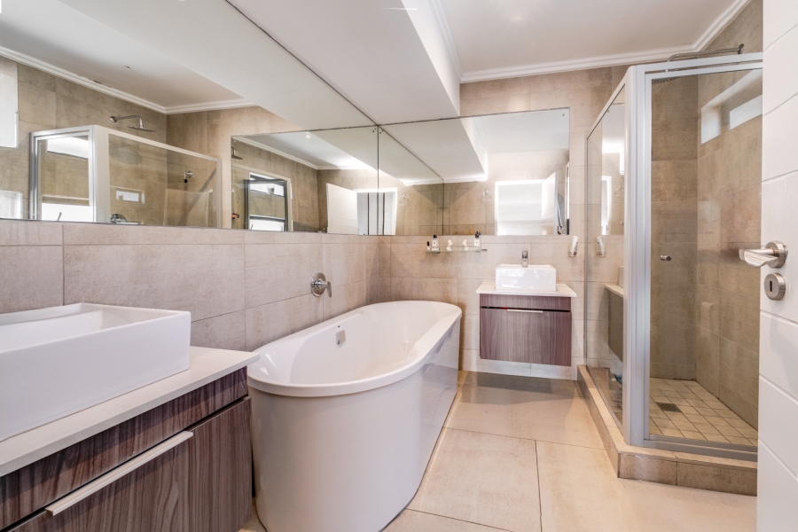3 Bedroom Property for Sale in Hurlingham Gauteng