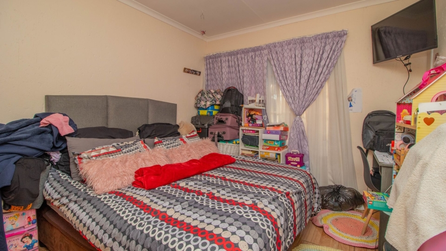3 Bedroom Property for Sale in Goedeburg Gauteng