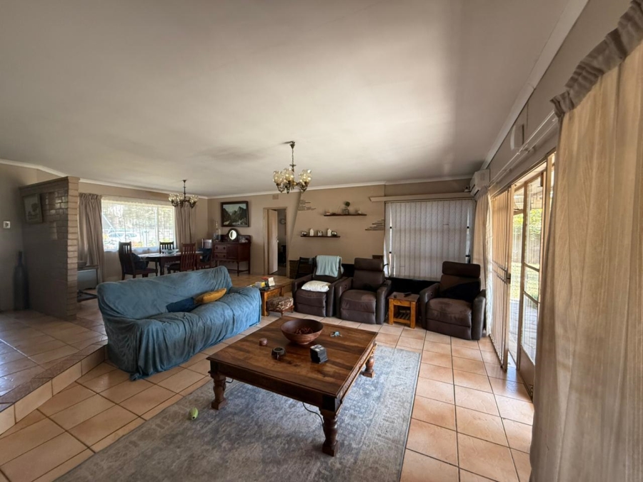 3 Bedroom Property for Sale in Selcourt Gauteng