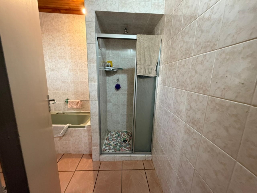 3 Bedroom Property for Sale in Selcourt Gauteng