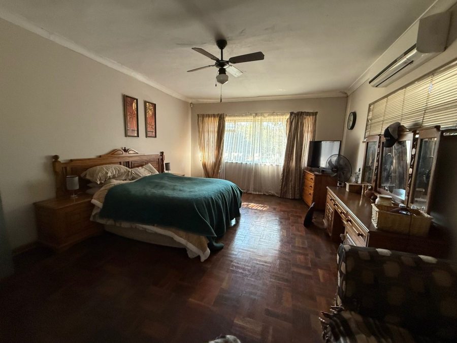 3 Bedroom Property for Sale in Selcourt Gauteng