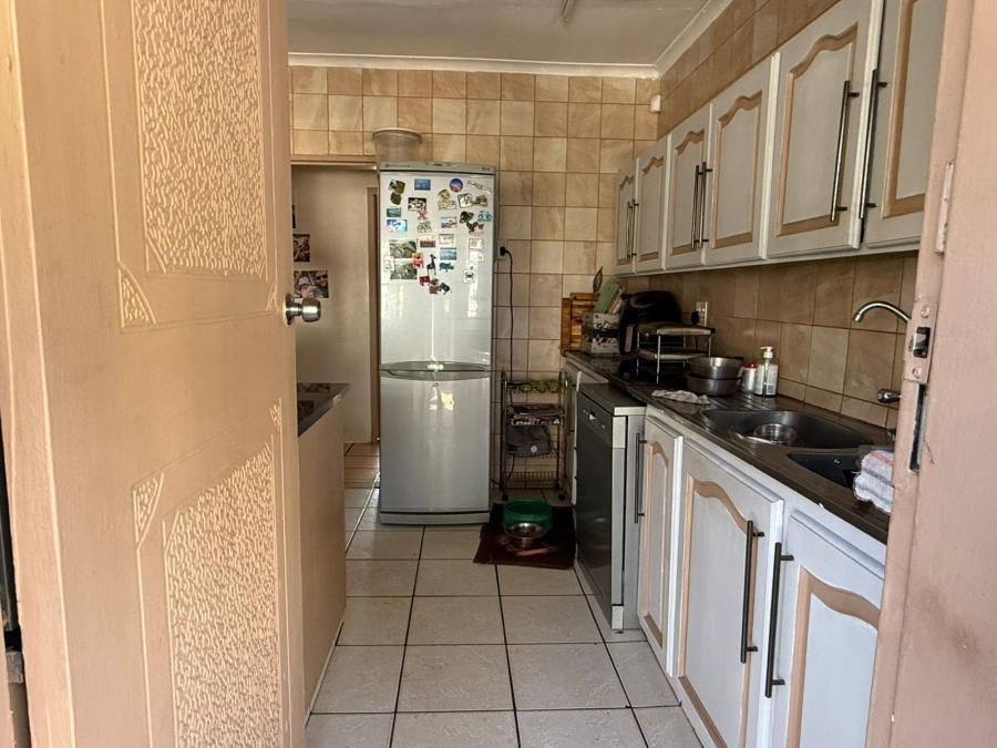3 Bedroom Property for Sale in Selcourt Gauteng