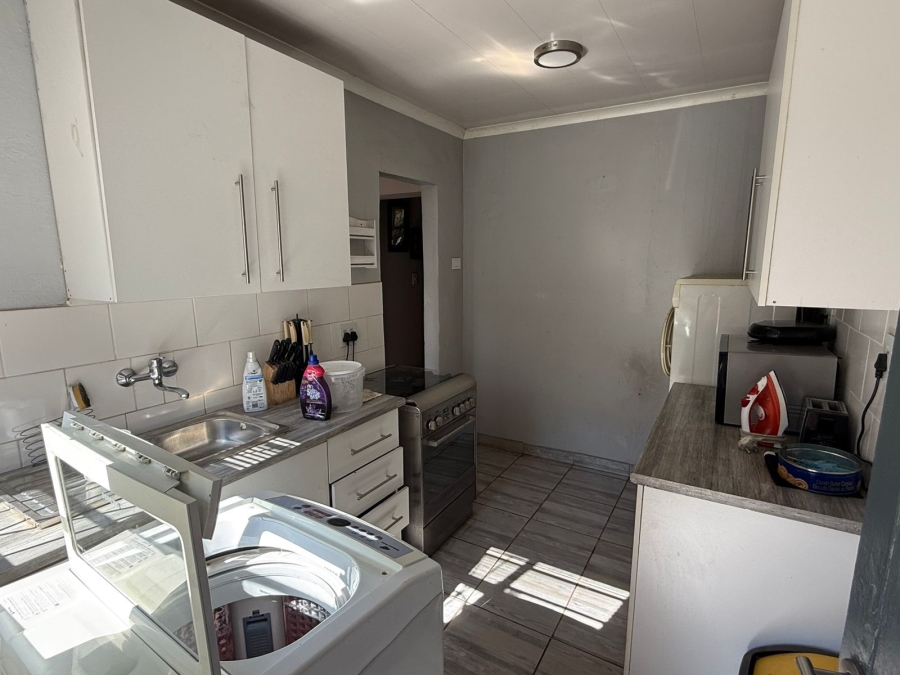 3 Bedroom Property for Sale in Selcourt Gauteng