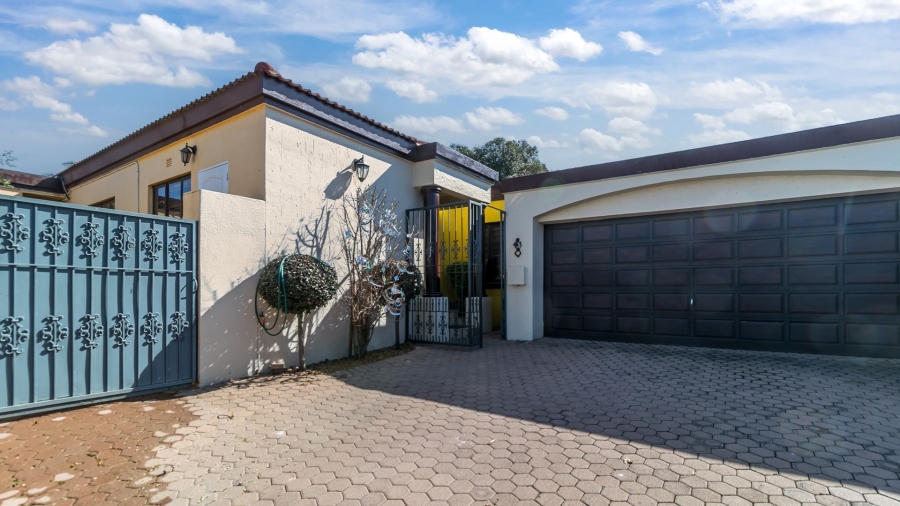 3 Bedroom Property for Sale in Sharonlea Gauteng