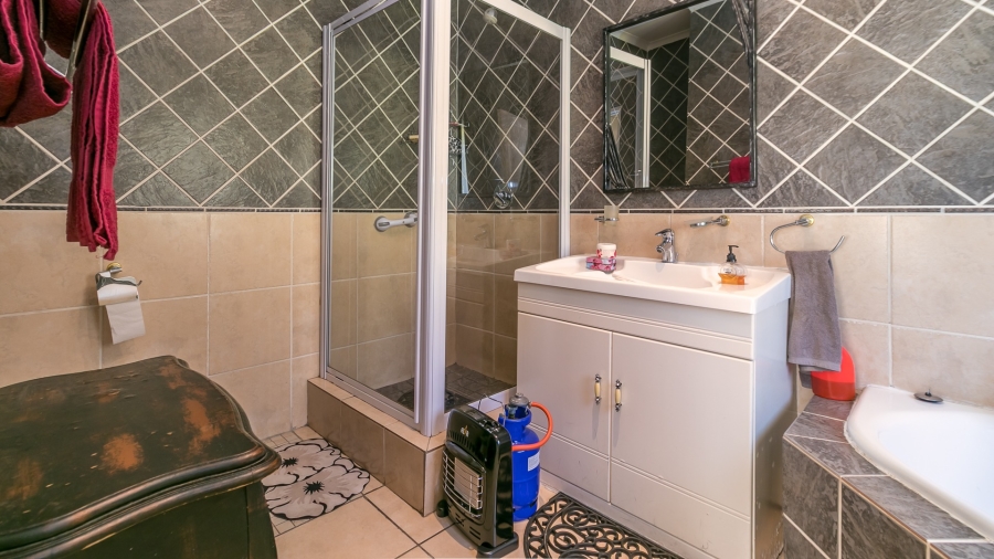 3 Bedroom Property for Sale in Sharonlea Gauteng