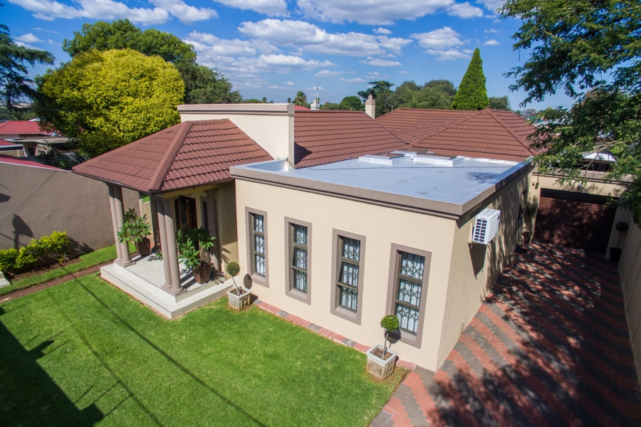 To Let 4 Bedroom Property for Rent in Kensington Gauteng