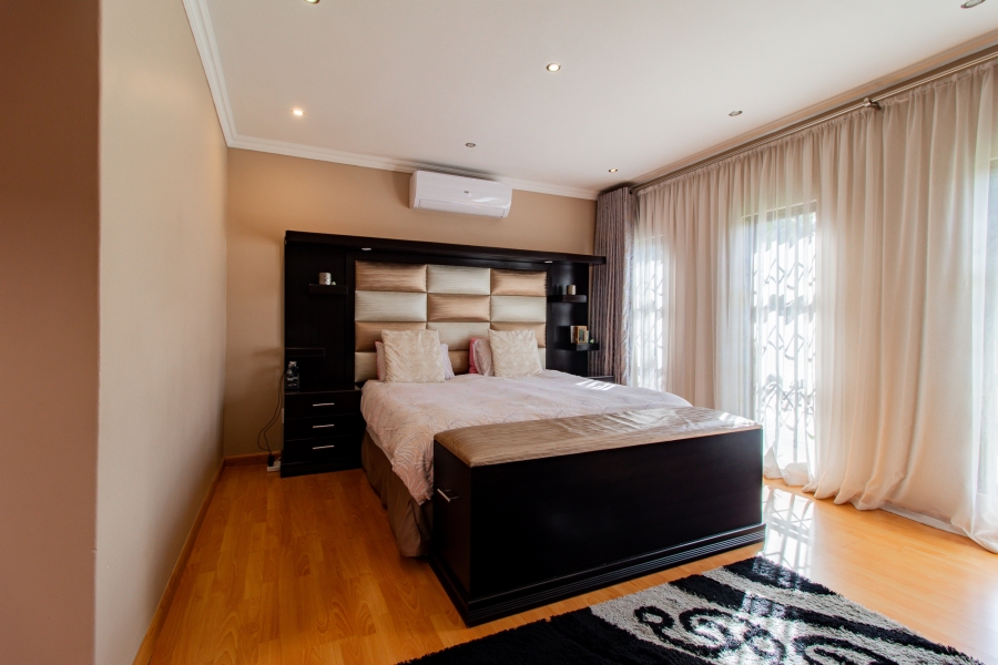 To Let 4 Bedroom Property for Rent in Kensington Gauteng
