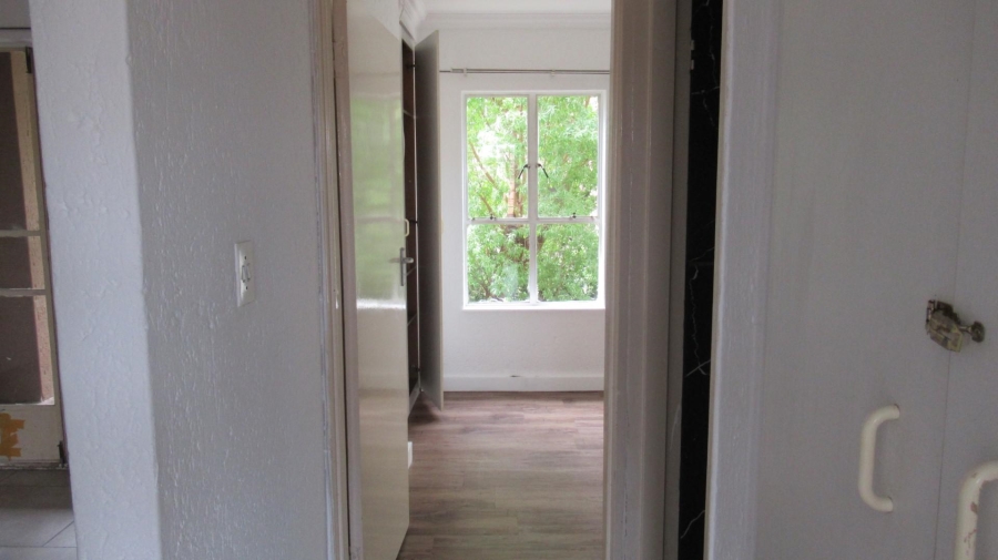 2 Bedroom Property for Sale in Suideroord Gauteng