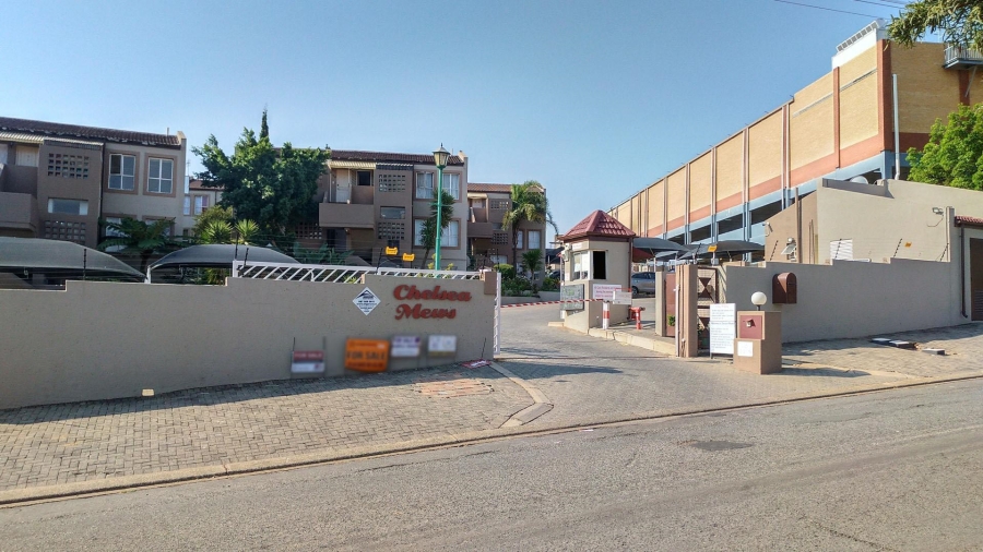 2 Bedroom Property for Sale in Suideroord Gauteng