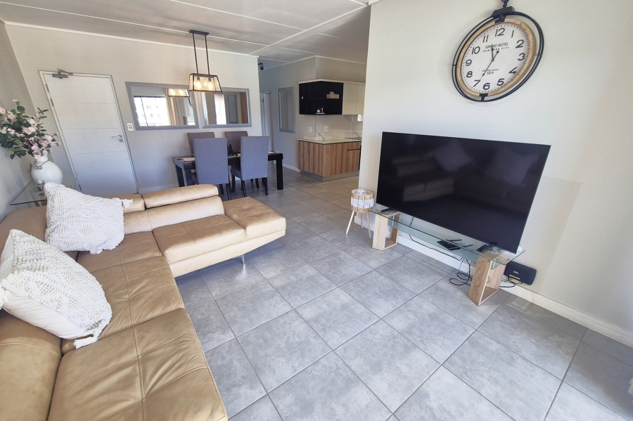 To Let 3 Bedroom Property for Rent in Waterfall Gauteng