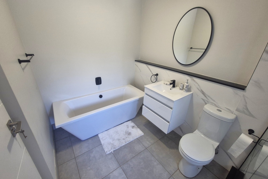 To Let 3 Bedroom Property for Rent in Waterfall Gauteng