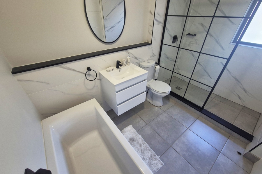 To Let 3 Bedroom Property for Rent in Waterfall Gauteng