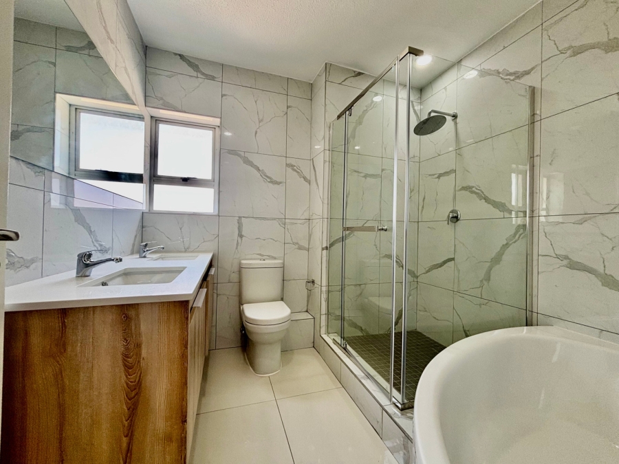 To Let 3 Bedroom Property for Rent in Morningside Gauteng