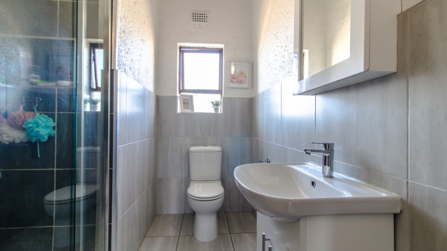 3 Bedroom Property for Sale in Eden Glen Gauteng