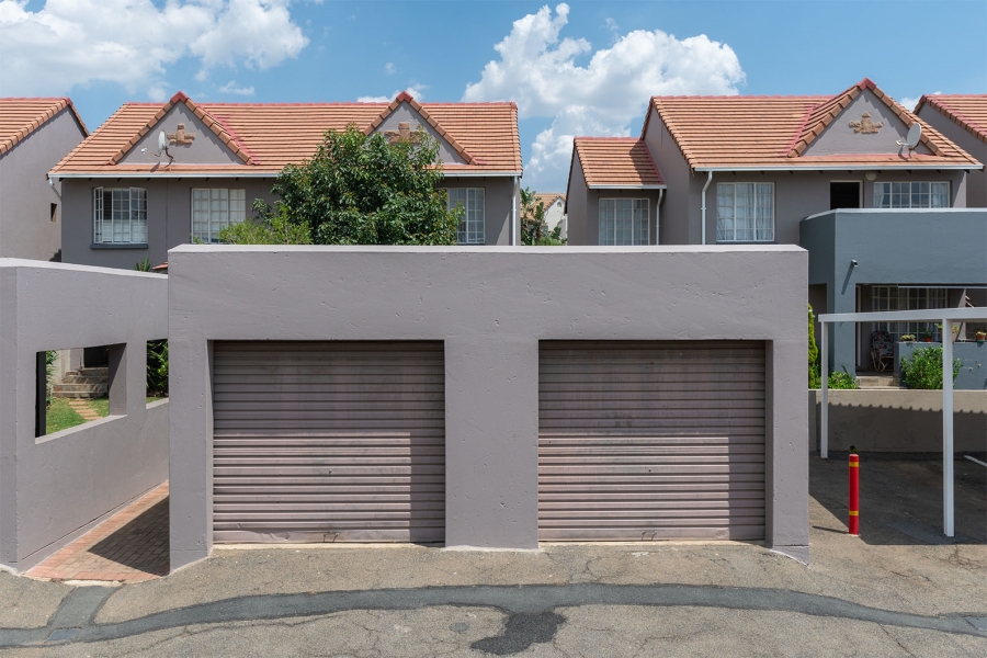 3 Bedroom Property for Sale in Eden Glen Gauteng