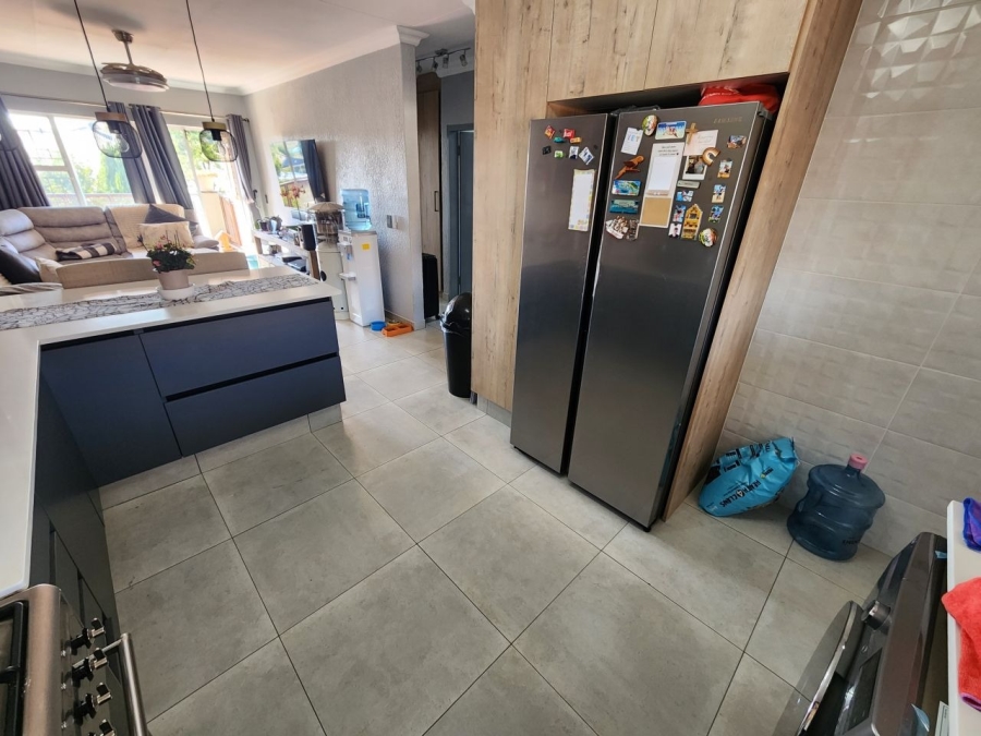 2 Bedroom Property for Sale in Ravenswood Gauteng