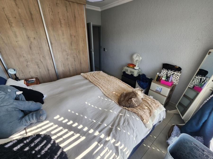 2 Bedroom Property for Sale in Ravenswood Gauteng