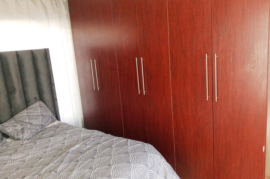 To Let 3 Bedroom Property for Rent in Danville Gauteng