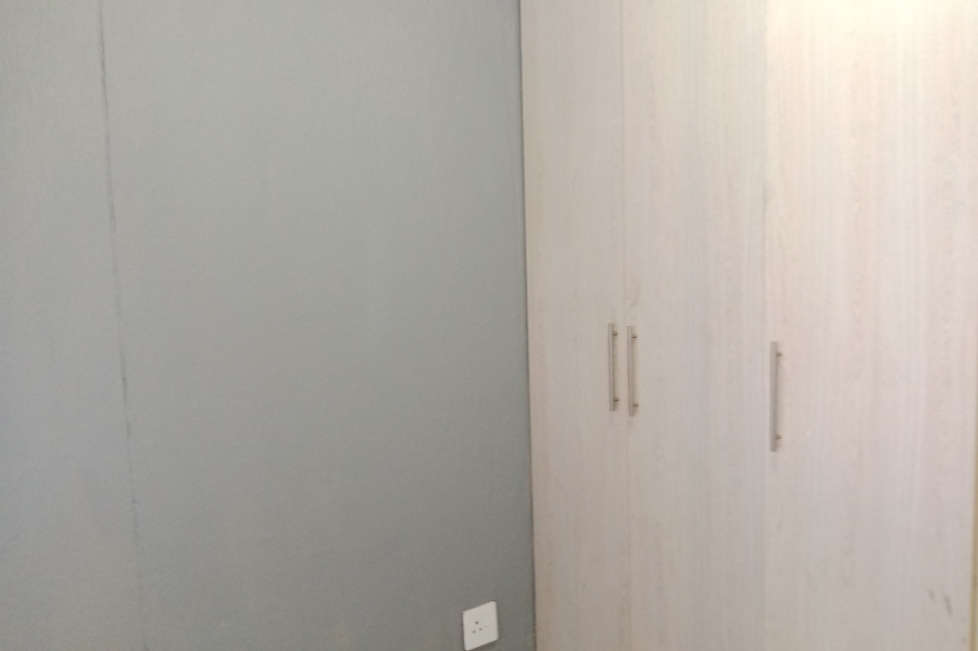 To Let 3 Bedroom Property for Rent in Danville Gauteng
