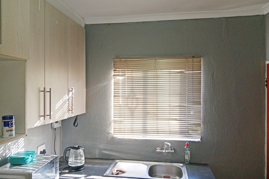 To Let 3 Bedroom Property for Rent in Danville Gauteng