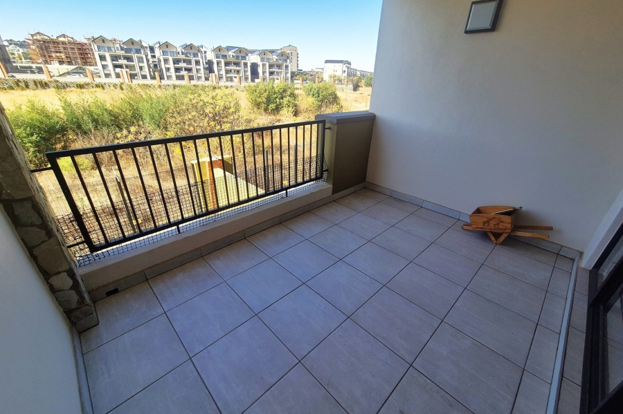 To Let 3 Bedroom Property for Rent in Waterfall Gauteng