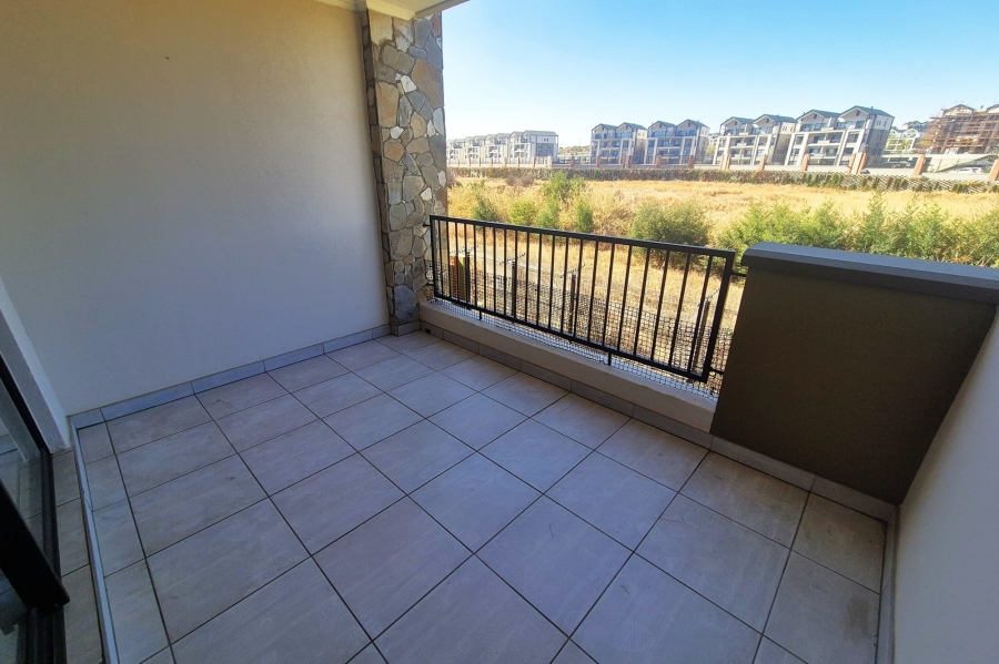 To Let 3 Bedroom Property for Rent in Waterfall Gauteng