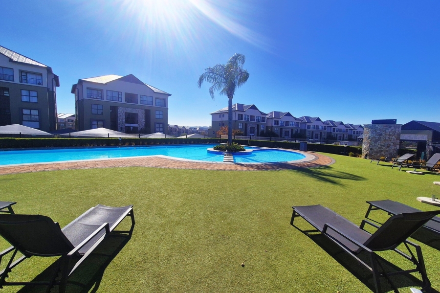 To Let 3 Bedroom Property for Rent in Waterfall Gauteng