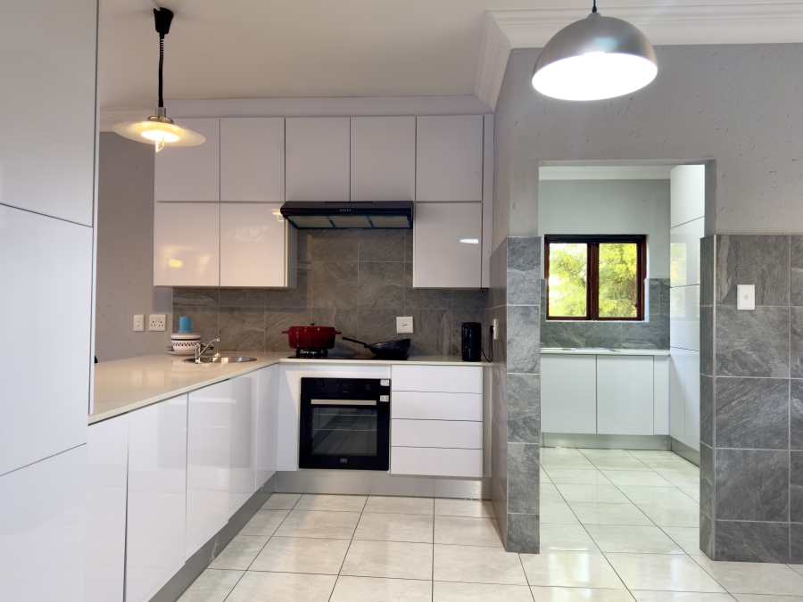 4 Bedroom Property for Sale in Faerie Glen Gauteng