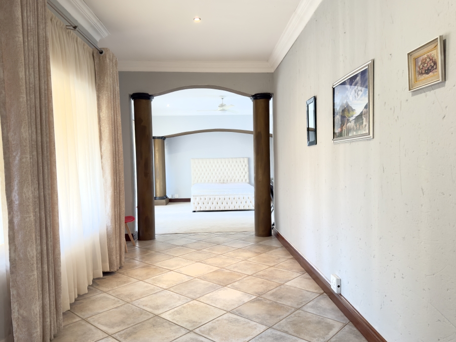 4 Bedroom Property for Sale in Faerie Glen Gauteng