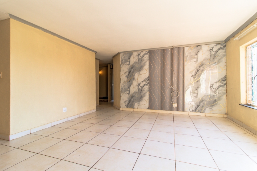 4 Bedroom Property for Sale in Strubensvallei Gauteng