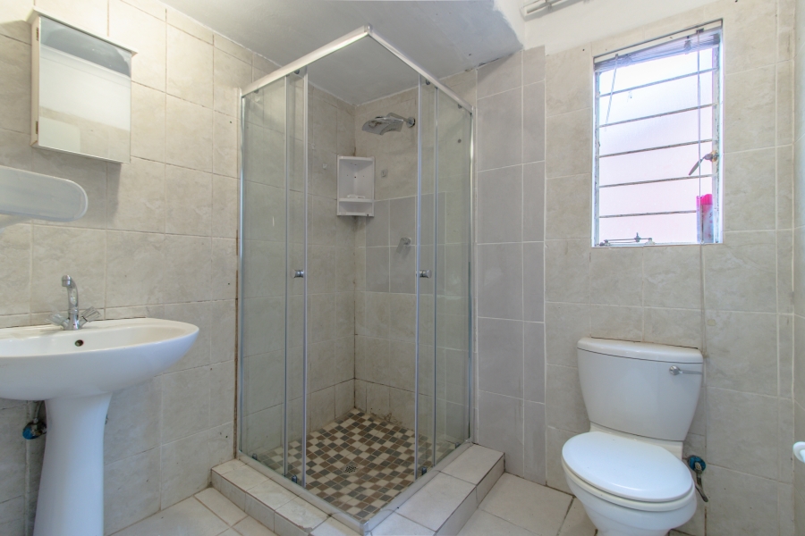4 Bedroom Property for Sale in Strubensvallei Gauteng